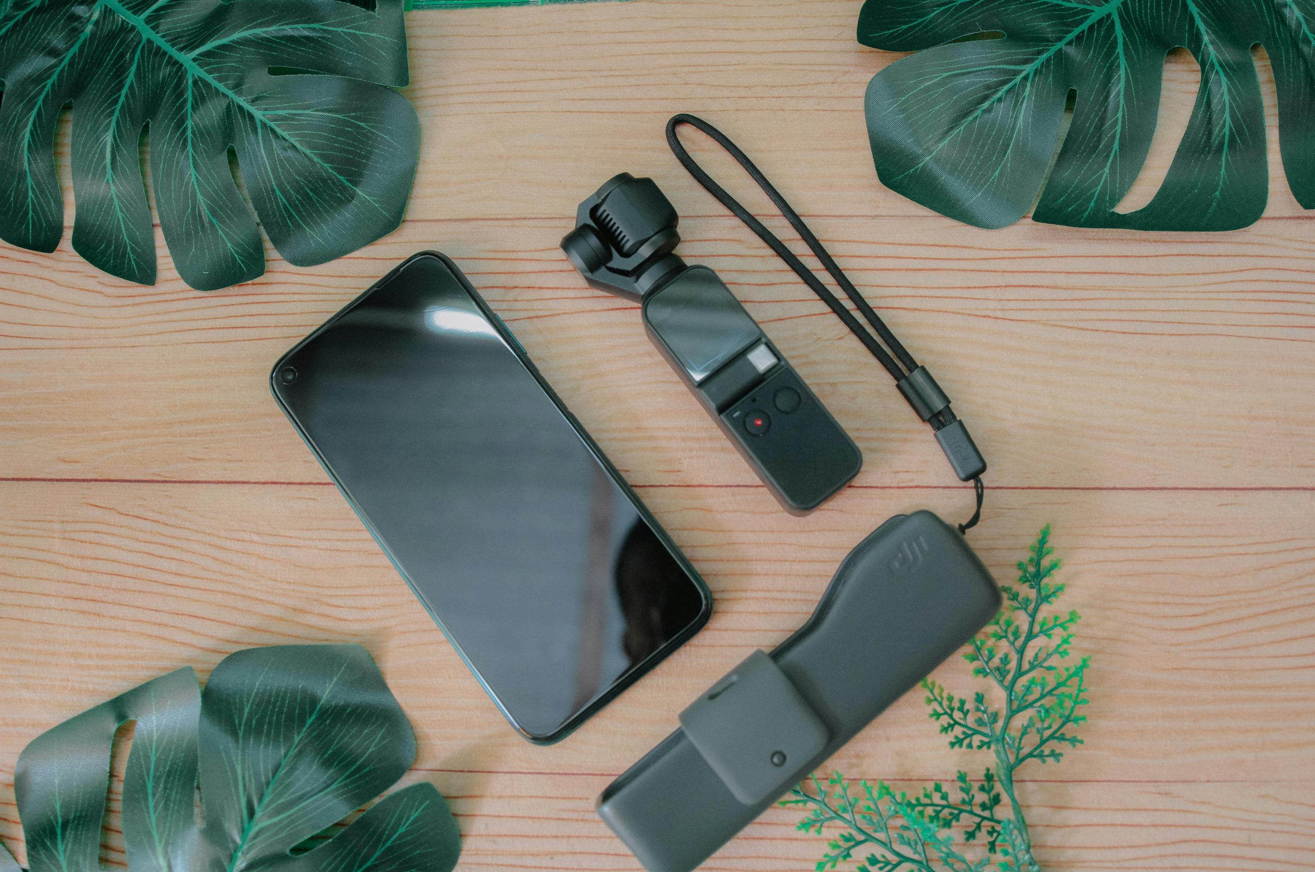 DJI Osmo Pocket 4